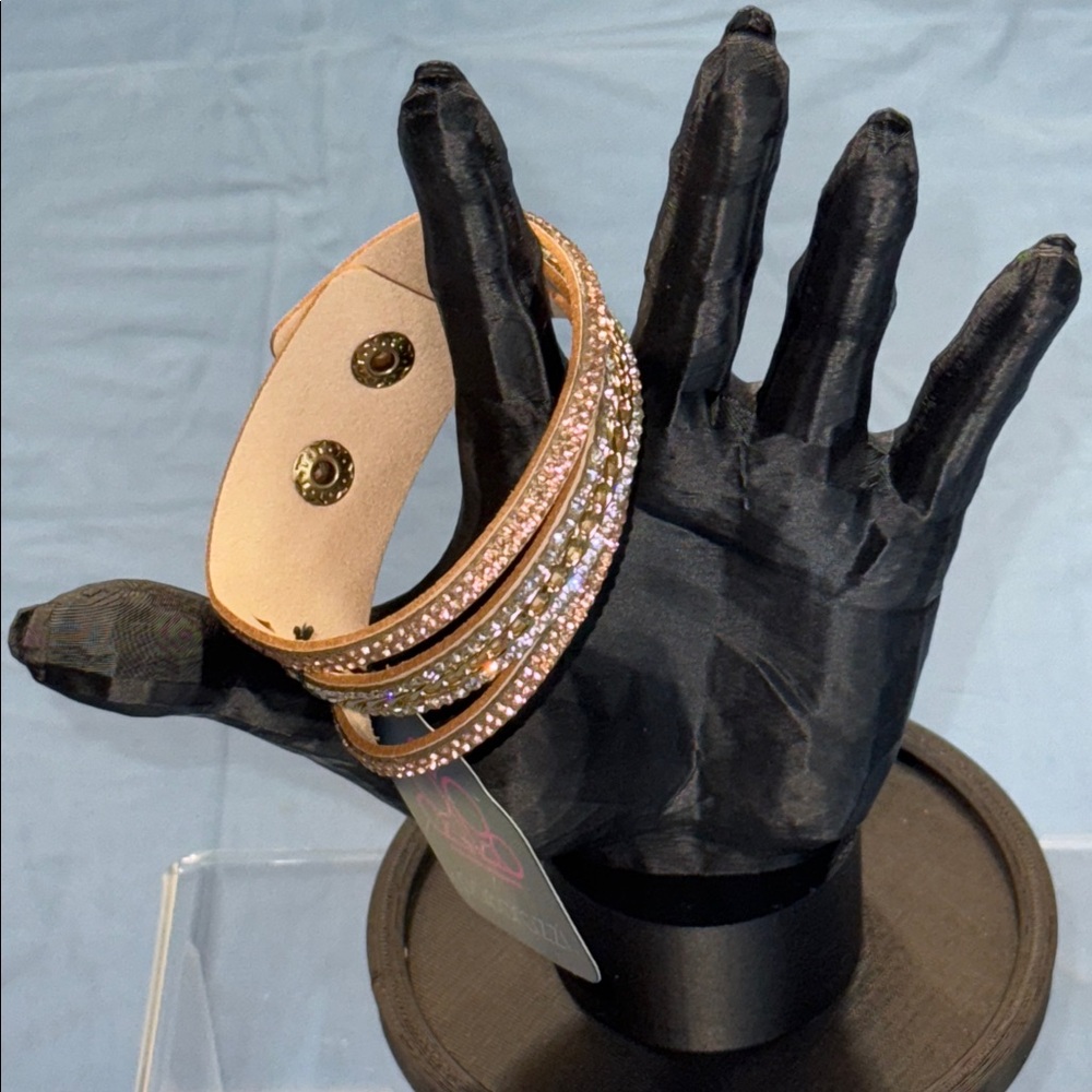 Paparazzi Tan and Gold Urban Bracelet